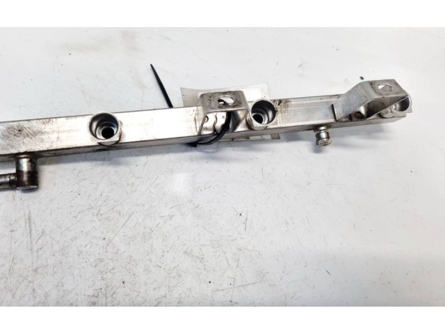 Топливная рампа BMW 5 E60 E61