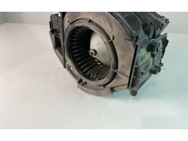 Вентилятор печки Audi A6 S6 C6 4F 2004 - 2011 года