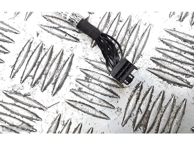 Zpětné zrcátko Mercedes-Benz R AMG W251 2007 411234