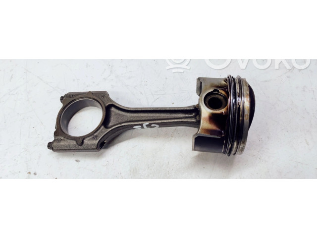 Píst 06LD06KAA Audi A5 8T 8F