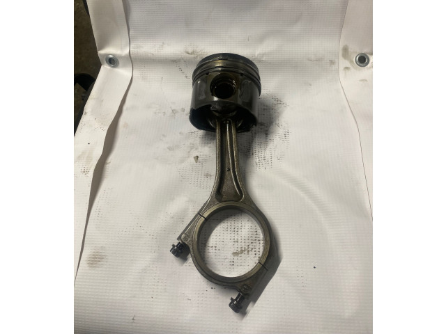  Поршень с шатуном  H268X  Land Rover Range Rover Sport L494  