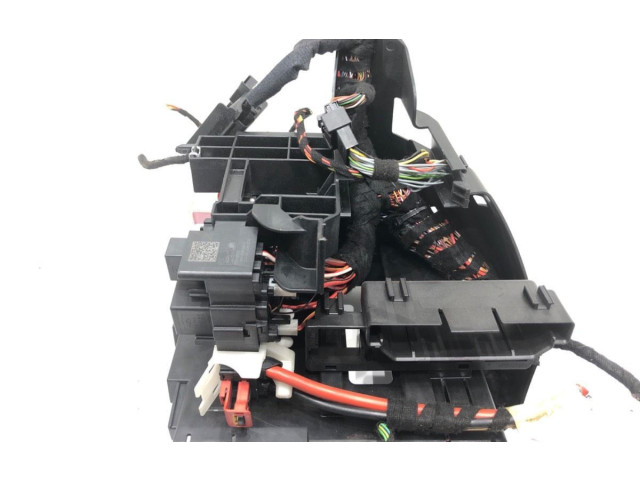 Блок предохранителей 517941395B Skoda Karoq