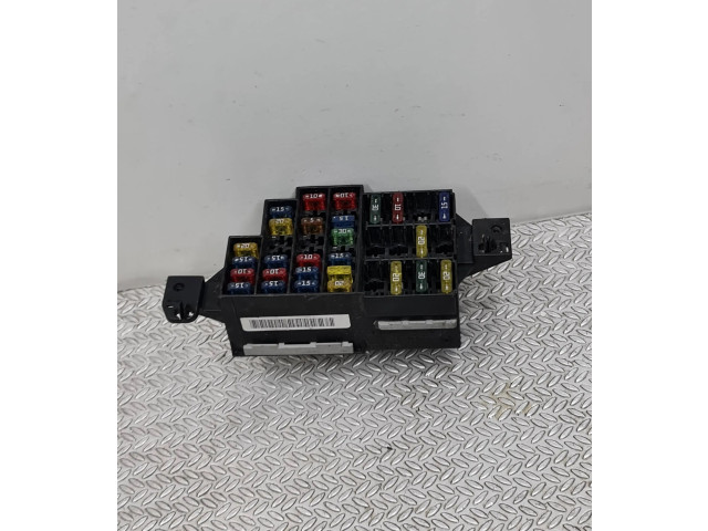 Блок предохранителей 7703297597 Renault Clio II