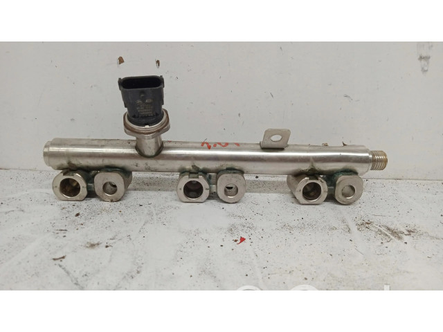 Vstřikovací lišta 35342-2E610 Hyundai i30