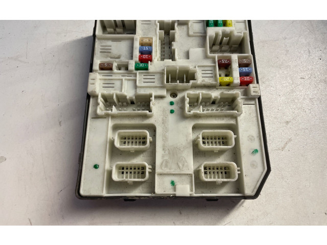 Pojistková skříňka 284B62069R, 2347444702 Renault Megane III 2010