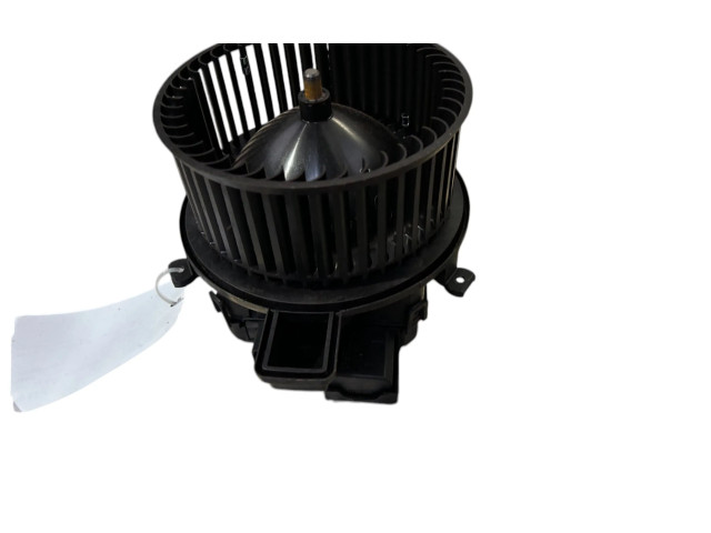 Вентилятор печки    4M2820021C   Audi Q5 SQ5