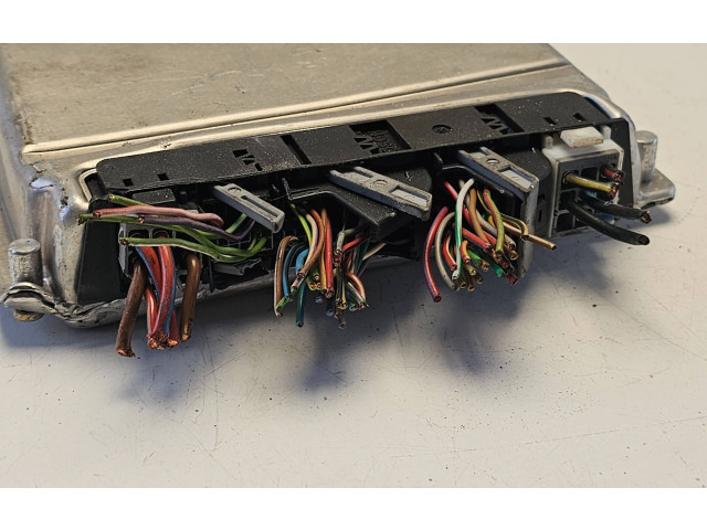 Řídící jednotka A0265456432, 0281010042 Mercedes-Benz E W210 2000