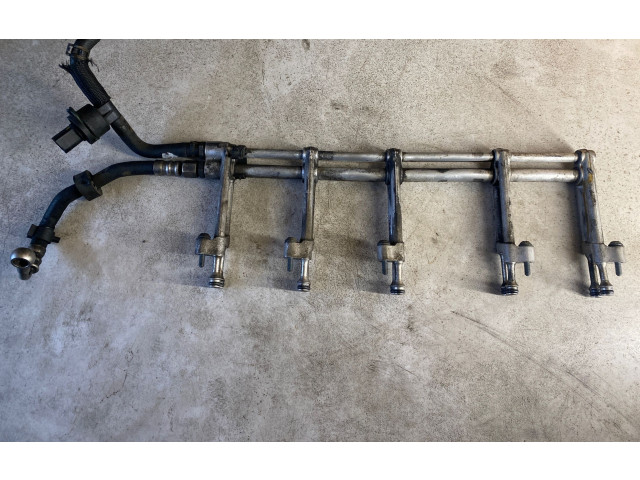 Топливная рампа 07Z133317 Volkswagen Phaeton