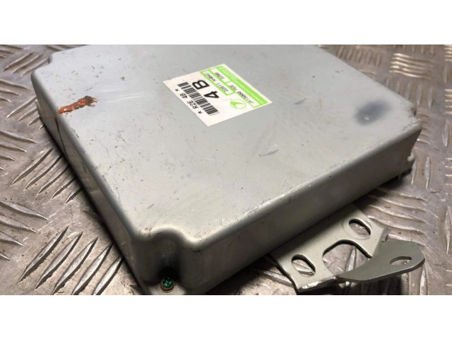 Блок управления двигателя 22611AH04C, R2E4B Subaru Legacy