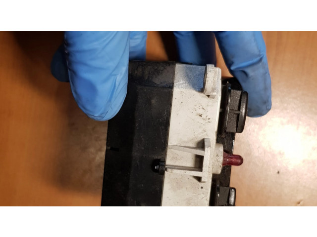 Дисплей 95AB15000AB, 52010150A Ford Escort