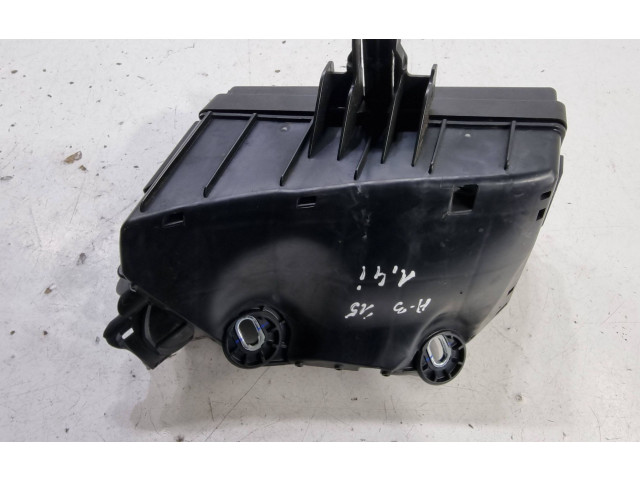 Блок предохранителей  5Q0907361C, 63512835   Audi A3 S3 8V    