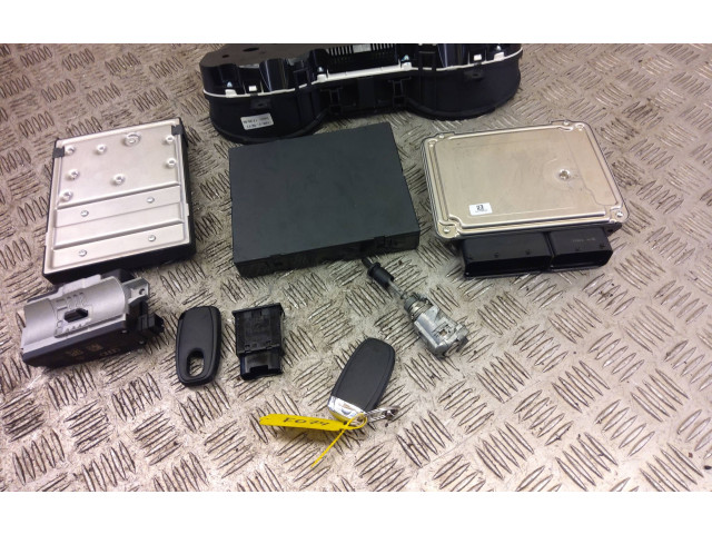 Комплект блоков управления 03L906018MQ, 0281017838 Audi Q5 SQ5