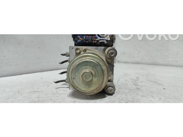 Блок АБС 445104060 Mitsubishi Montero - года