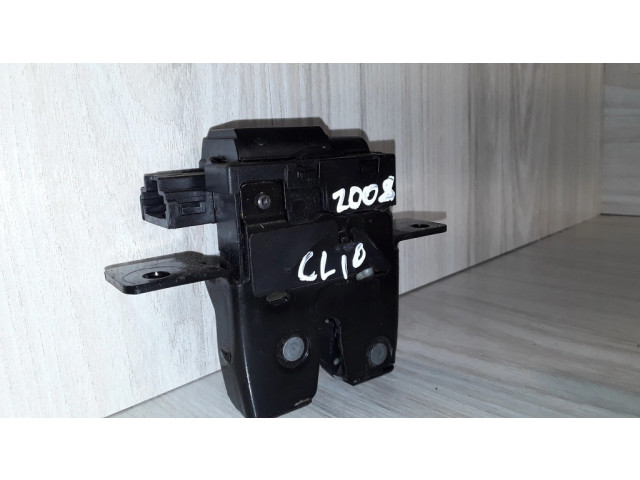 Замок задней крышки