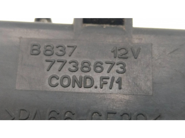 Блок управления B83712V, PA66GF30 Fiat Punto (176)