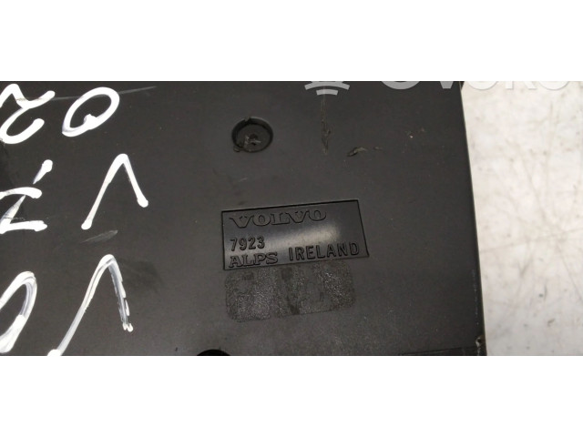 Блок управления климат-контролем 7923   Volvo V70