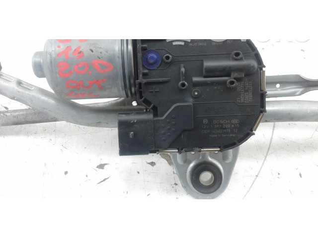 Моторчик дворников     Audi Q3 8U