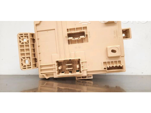 Блок предохранителей  91957J7140   KIA Ceed    