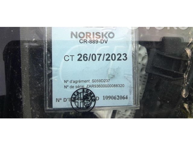 Моторчик дворников 60657040 Alfa Romeo 166