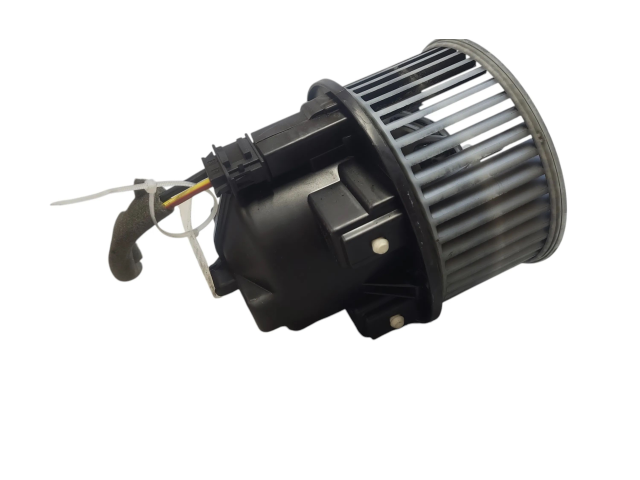 Вентилятор печки    6G9N18D413BA, 6G9N18D413AA   Volvo V60