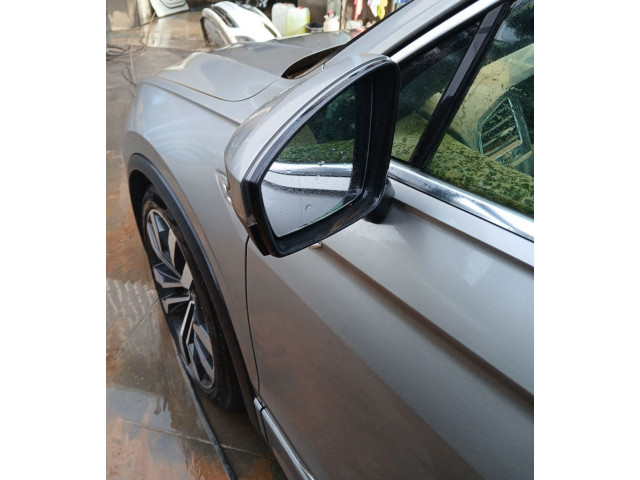 Zpětné zrcátko Volkswagen Tiguan 2019 E8047979, abatible