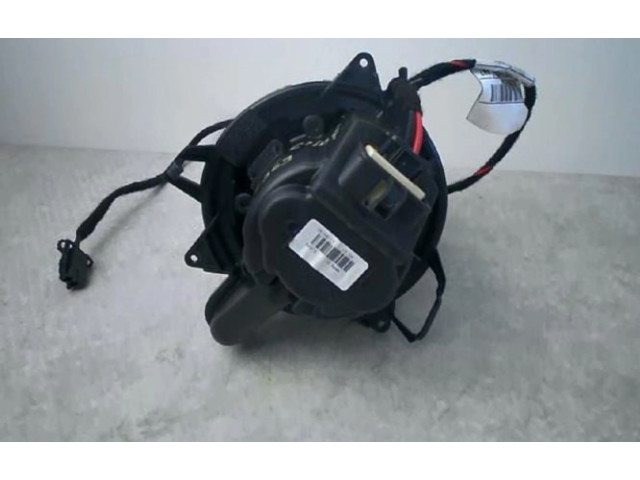 Вентилятор печки    272101005R, 272101005R   Renault Clio IV