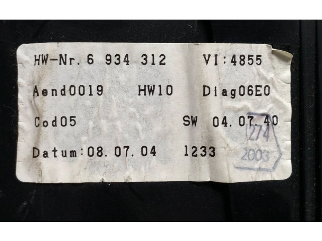 Pojistková skříňka Спидометр (приборный щиток) 6934312, 6945625 BMW 5 E60 E61 2004