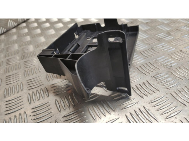 Другая деталь салона