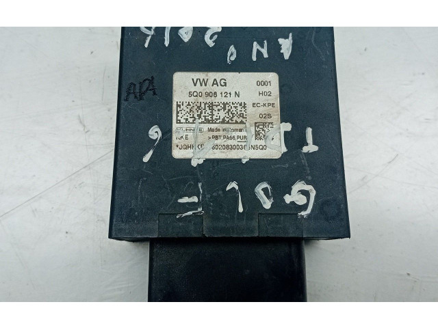 Блок управления 5Q0906121N Volkswagen Golf VII