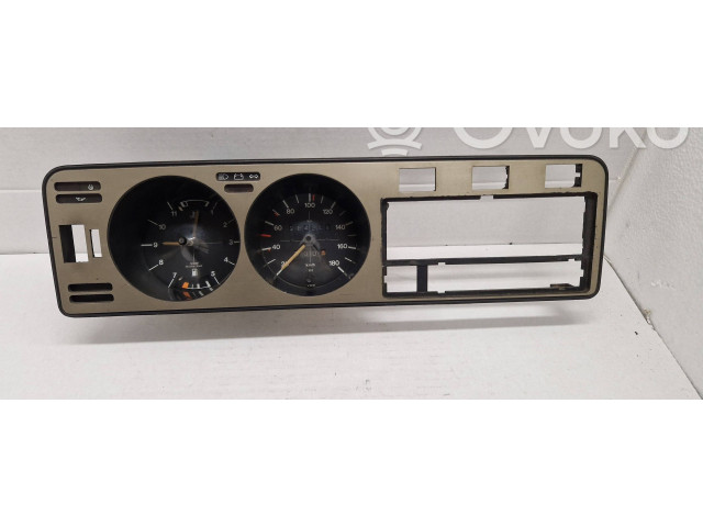 Панель приборов 1719191033 Volkswagen Golf I