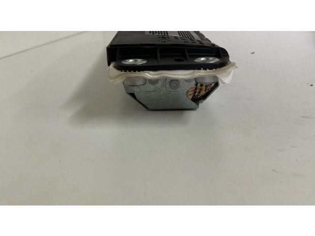 Подушка безопасности пассажира 06700081630 Maserati Ghibli