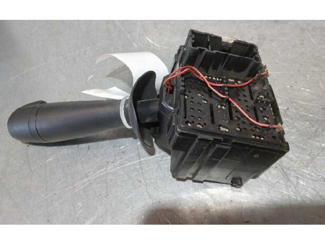 Ручка стеклоочистителей E10670223 Dacia Sandero