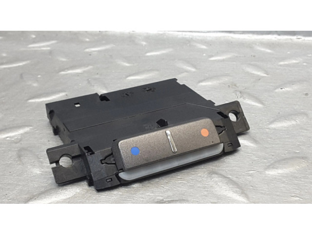 Включатель кондиционера воздуха