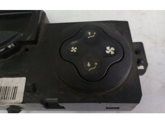 Блок управления климат-контролем 8200296683   Renault Clio III