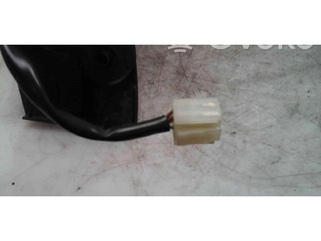 Зеркало электрическое        Suzuki Splash   -  года   