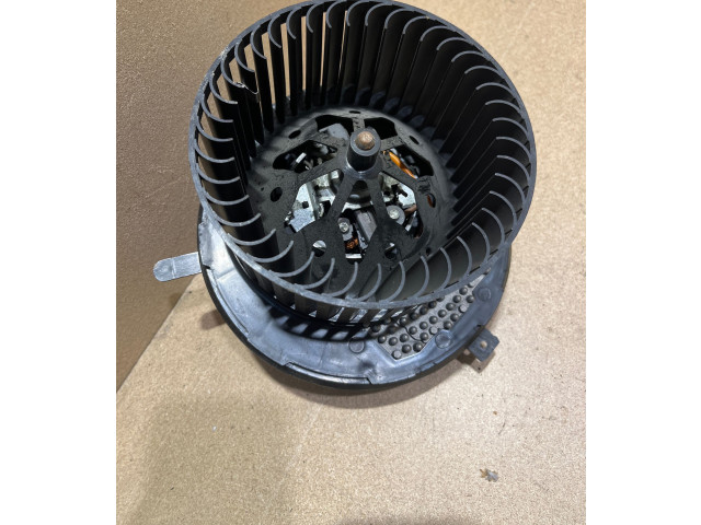 Вентилятор печки    2002221, 092023   Volkswagen Touran I