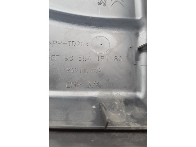 Pojistková skříňka 9658447380 Peugeot 5008 2013