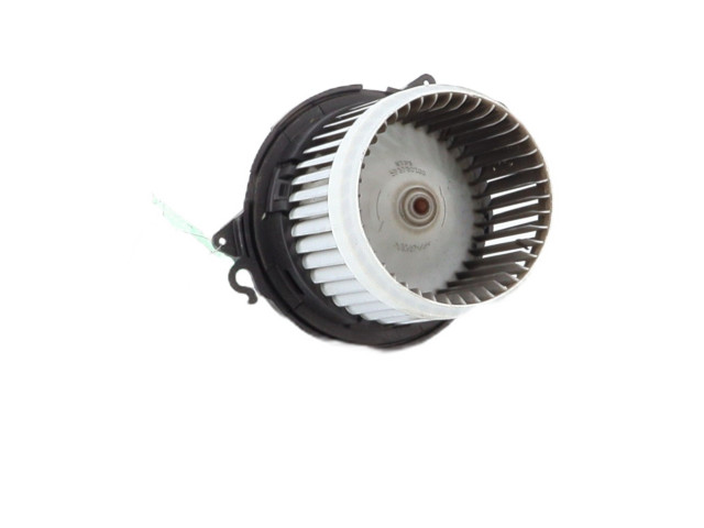 Вентилятор печки    272107379R   Dacia Sandero