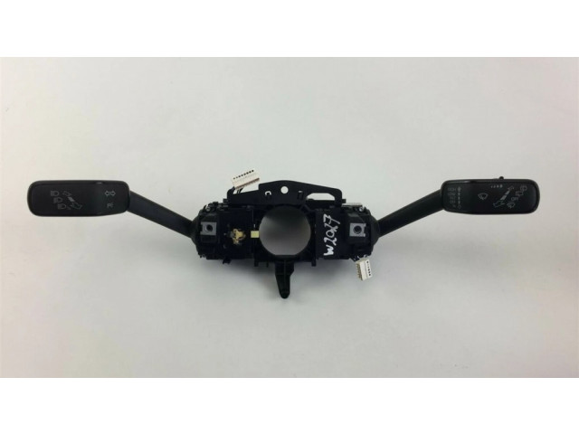 Мултифункционный включатель управления / ручка