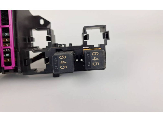 Блок предохранителей 8K0971845A Audi A5 8T 8F