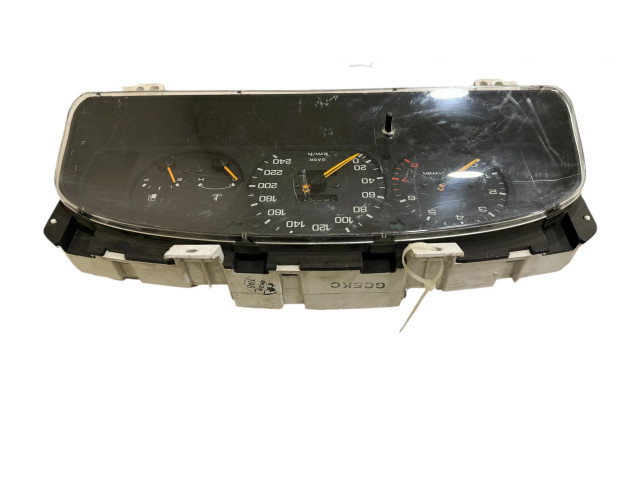 Панель приборов GC5KC Mazda 626