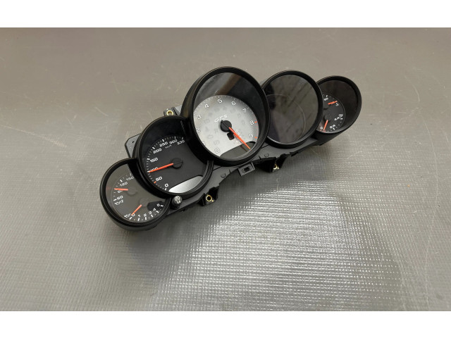 Přístrojová deska Porsche 911 996 2005 5540052309