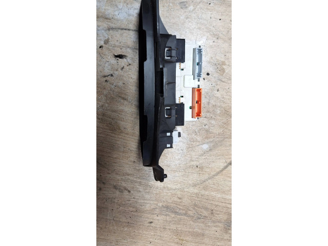 Дисплей P7700436307A Volkswagen Golf IV