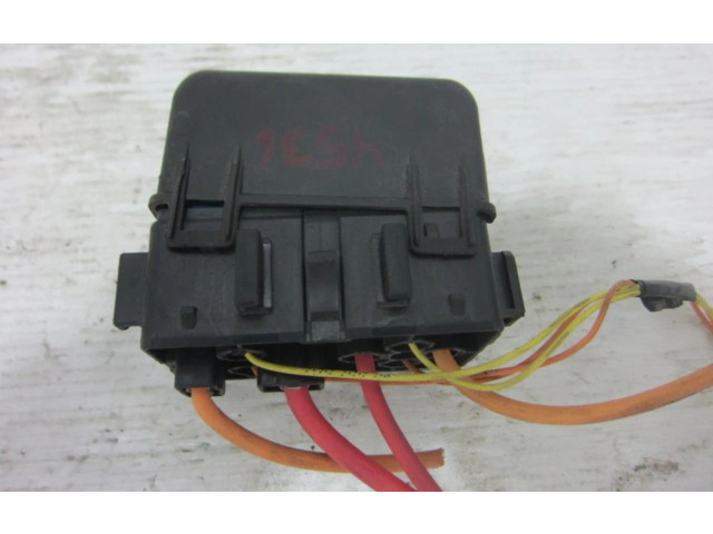 Блок предохранителей 8200222933, 8200222933   Renault Clio III    