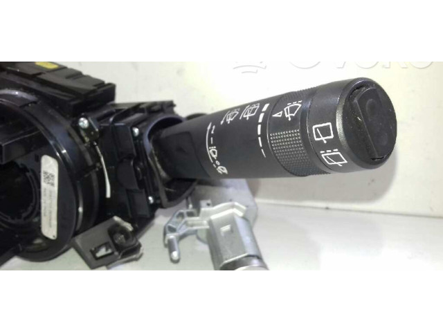 Ручка стеклоочистителей    Opel Meriva B