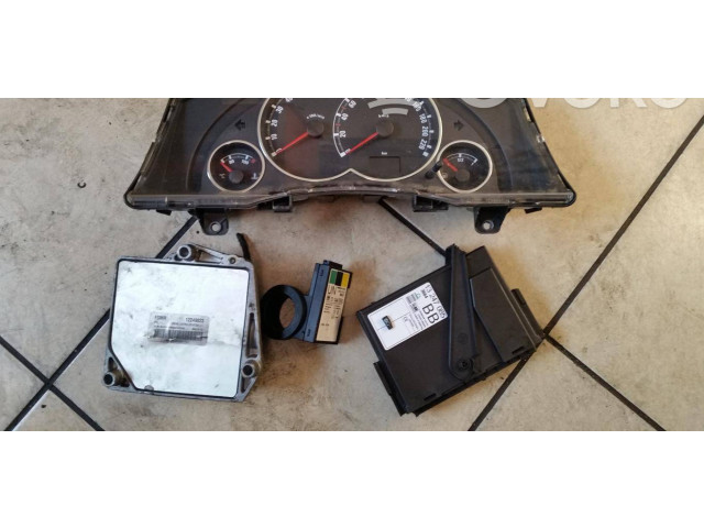 Блок управления двигателем Блок управления 12249823, MT35E21 Opel Meriva A