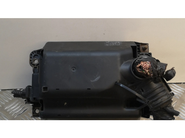 Блок предохранителей 51867697, 51839437 Fiat Doblo