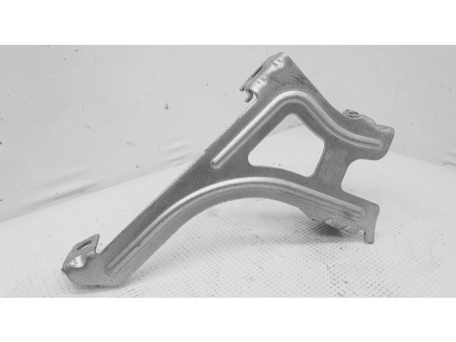 Другая деталь салона