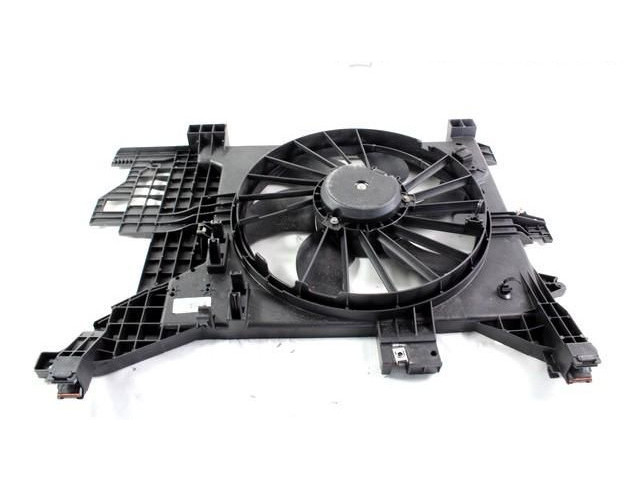 Вентилятор радиатора     214816758R    Dacia Duster 