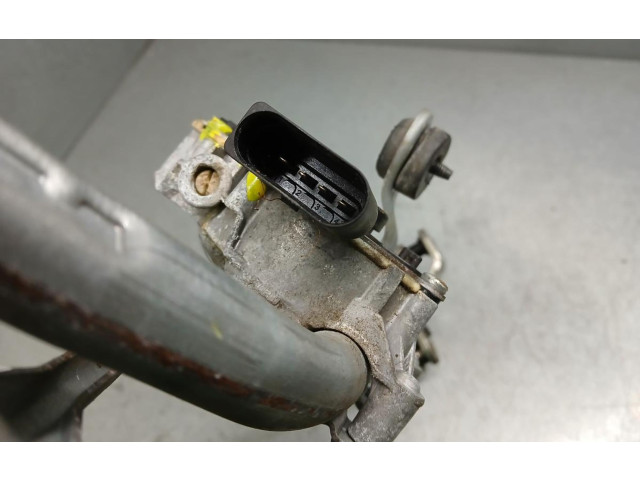 Моторчик дворников W000022789, 4PINOS    Audi A1
